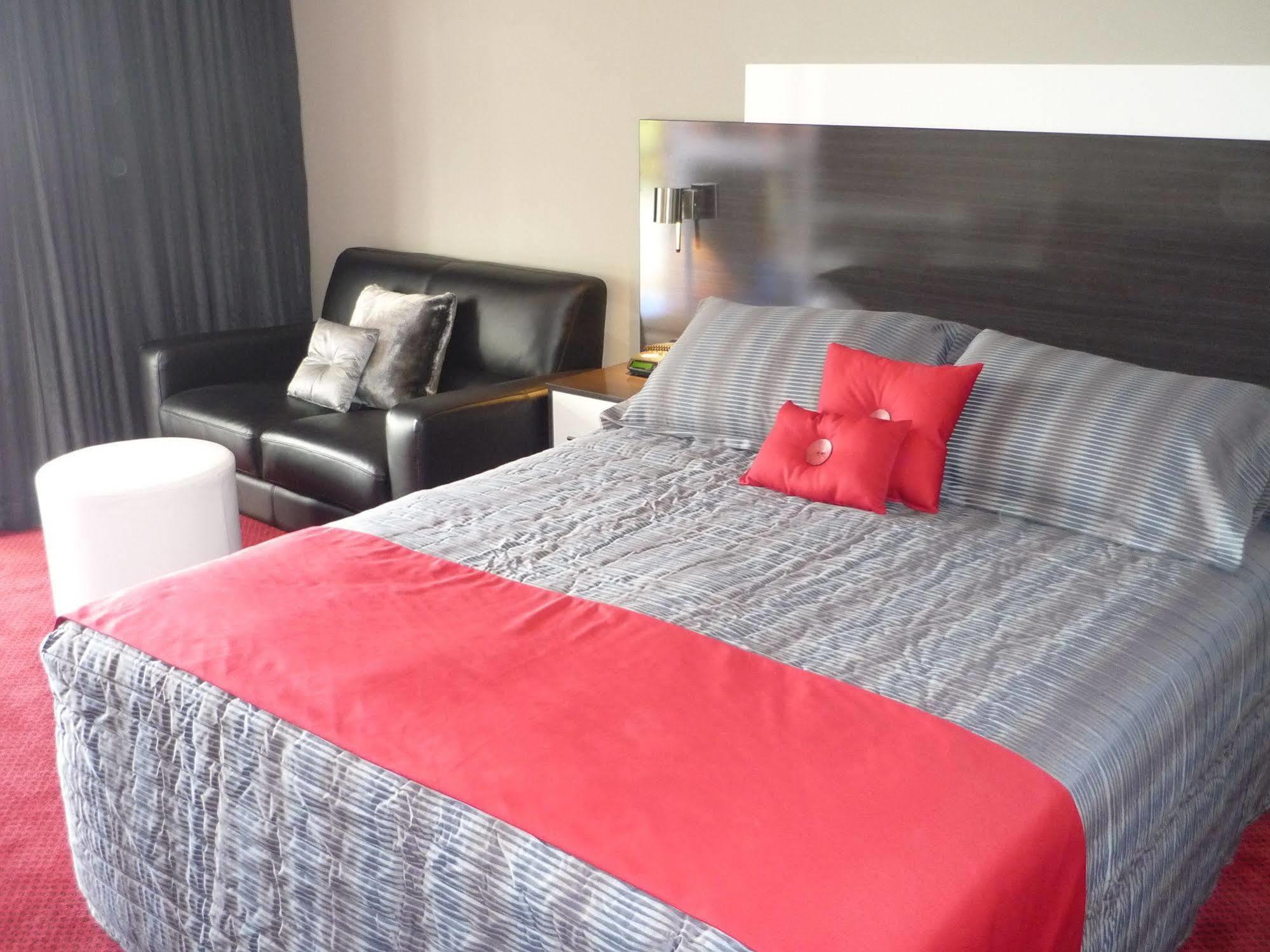 Cattlemans Country Motor Inn & Serviced Apartments Dubbo Ngoại thất bức ảnh