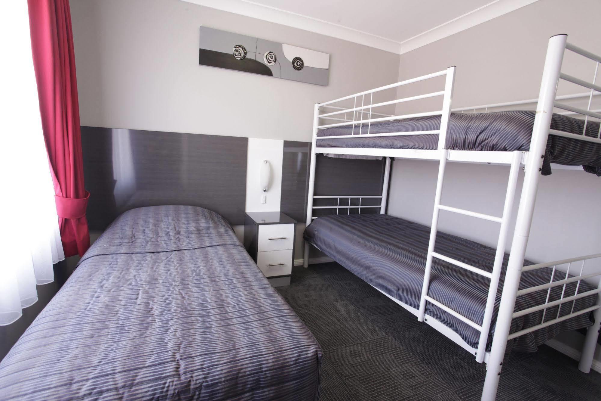 Cattlemans Country Motor Inn & Serviced Apartments Dubbo Ngoại thất bức ảnh