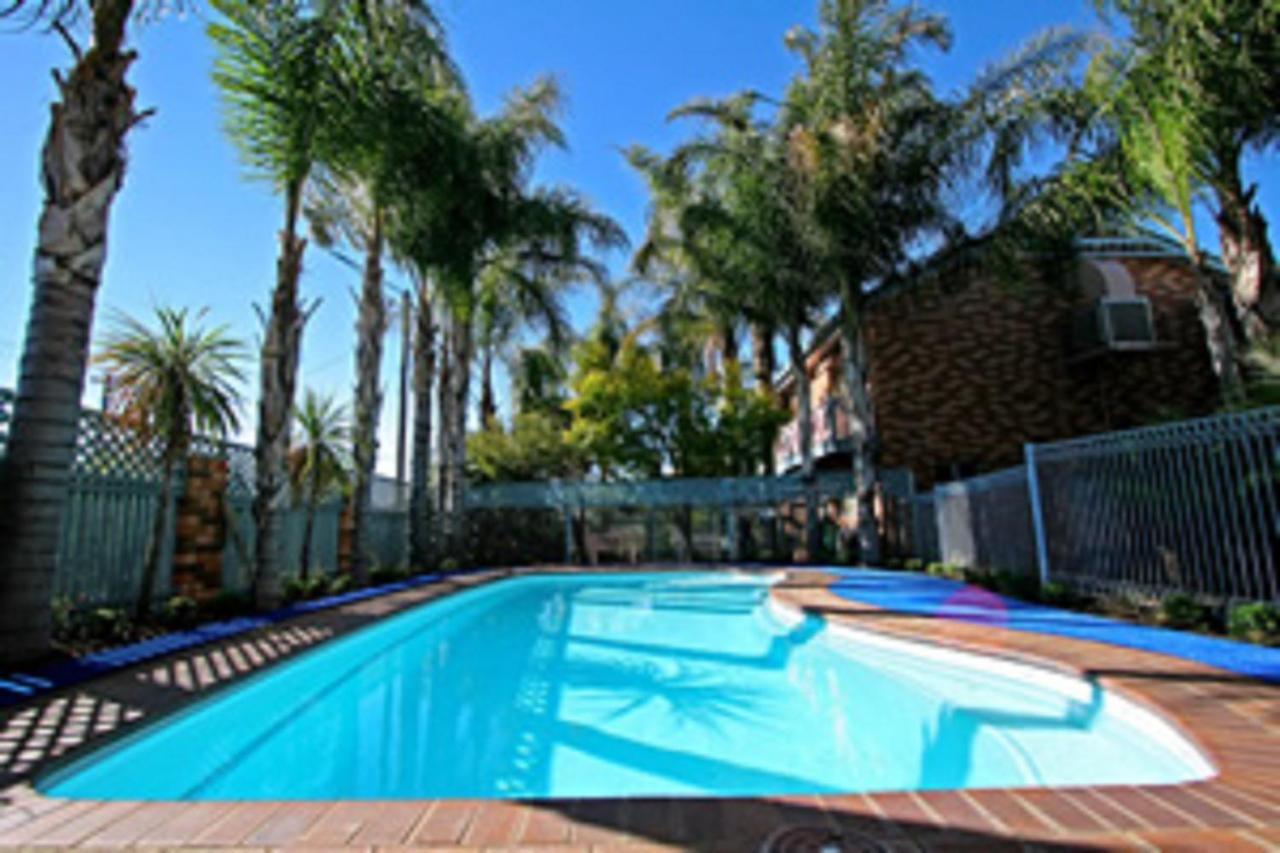 Cattlemans Country Motor Inn & Serviced Apartments Dubbo Ngoại thất bức ảnh
